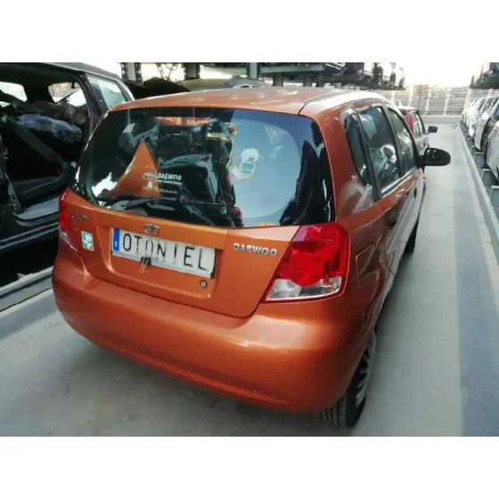 DAEWOO KALOS '2004 1.2 SE NARANJA