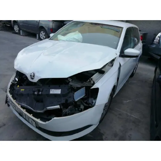 SKODA FABIA '2019 1.0 MPI BLANCO