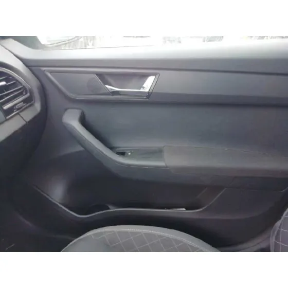 SKODA FABIA '2019 1.0 MPI BLANCO