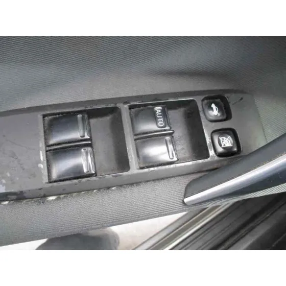 NISSAN PRIMERA TRAV. (P12) '2005 ACENTA GRIS CLARO