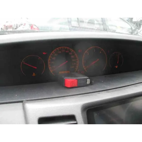NISSAN PRIMERA TRAV. (P12) '2005 ACENTA GRIS CLARO