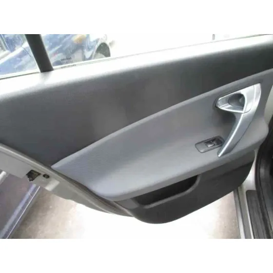 NISSAN PRIMERA TRAV. (P12) '2005 ACENTA GRIS CLARO