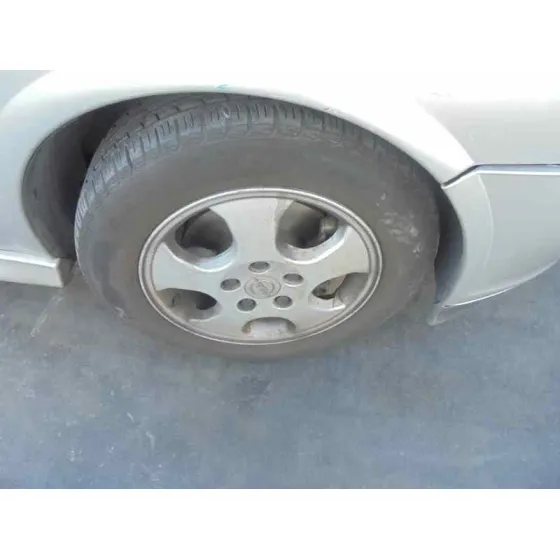 OPEL VECTRA B BERLINA '2000 BASICO (1999->) PLATA