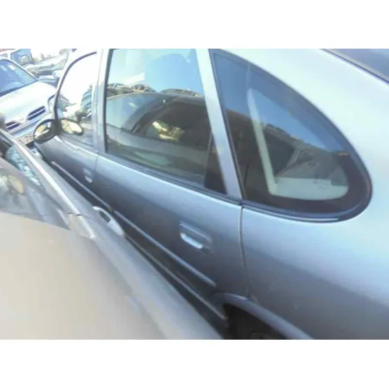 OPEL VECTRA B BERLINA '2000 BASICO (1999->) PLATA