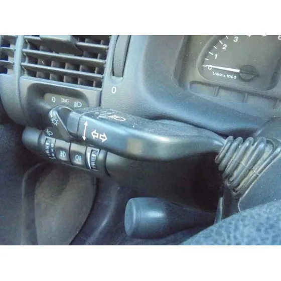 OPEL VECTRA B BERLINA '2000 BASICO (1999->) PLATA