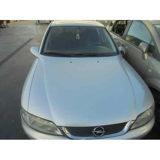 OPEL VECTRA B BERLINA '2000 BASICO (1999->) PLATA