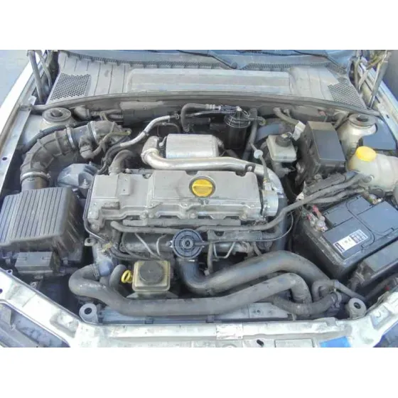 OPEL VECTRA B BERLINA '2000 BASICO (1999->) PLATA