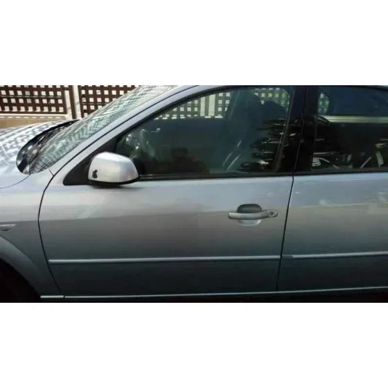FORD MONDEO BERLINA (GE) '2003 AMBIENTE (06.2003->) (D) PLATA
