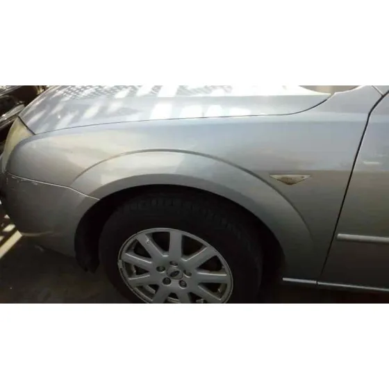 FORD MONDEO BERLINA (GE) '2003 AMBIENTE (06.2003->) (D) PLATA