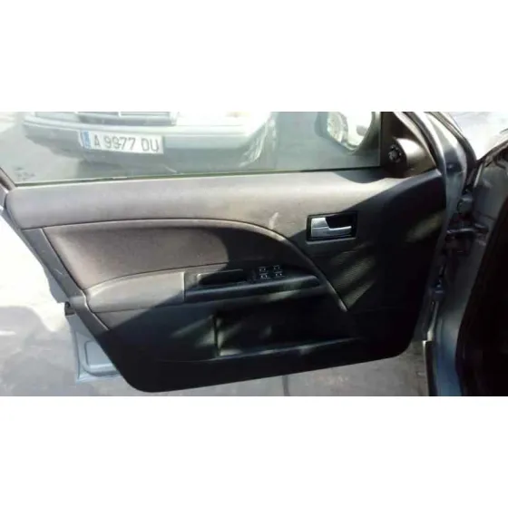 FORD MONDEO BERLINA (GE) '2003 AMBIENTE (06.2003->) (D) PLATA
