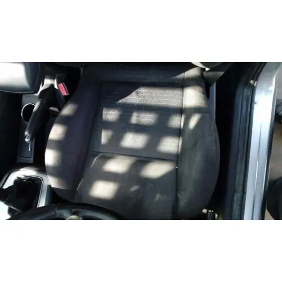 FORD MONDEO BERLINA (GE) '2003 AMBIENTE (06.2003->) (D) PLATA