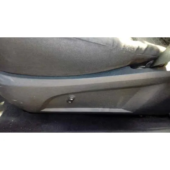 FORD MONDEO BERLINA (GE) '2003 AMBIENTE (06.2003->) (D) PLATA