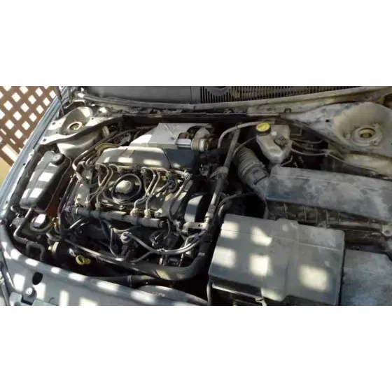 FORD MONDEO BERLINA (GE) '2003 AMBIENTE (06.2003->) (D) PLATA
