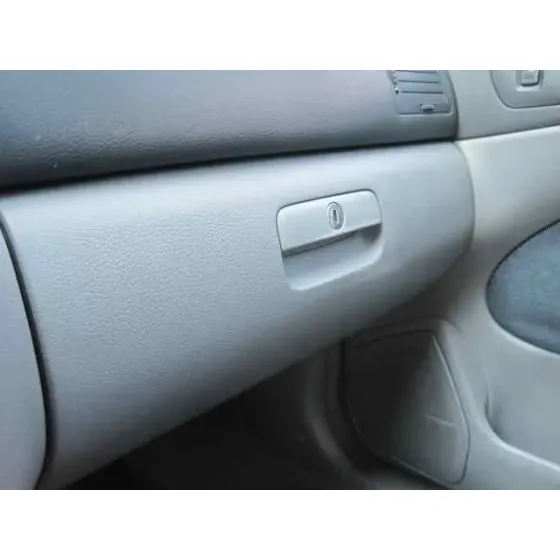 SKODA OCTAVIA BERLINA (1U2) '2000 1.6 GLX (74KW) VERDE
