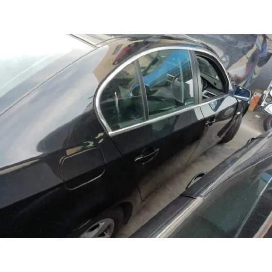 BMW SERIE 5 BERLINA (E60) '2006 520D NEGRO