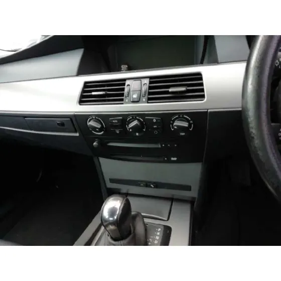 BMW SERIE 5 BERLINA (E60) '2006 520D NEGRO
