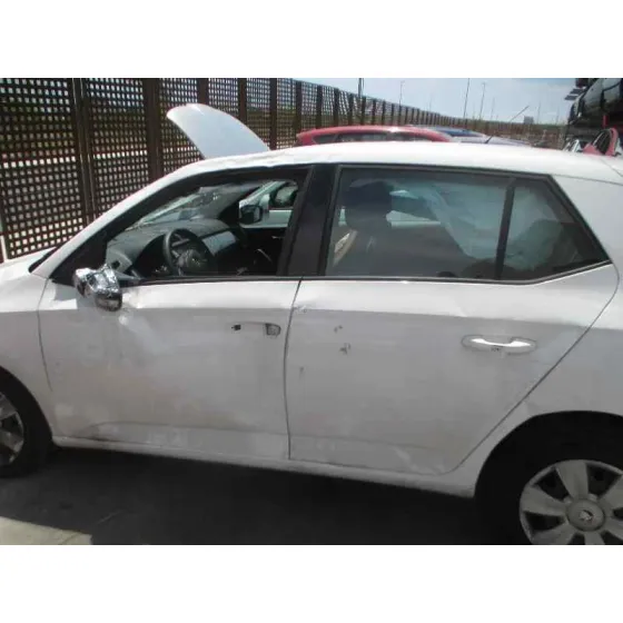 SKODA FABIA '2016 AMBITION BLANCO