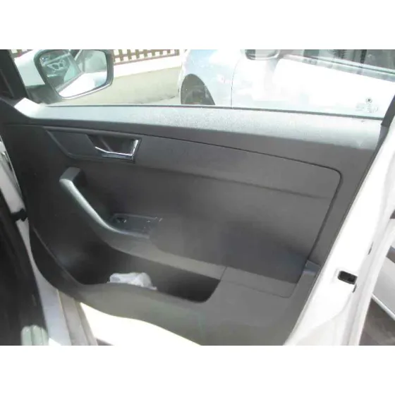 SKODA FABIA '2016 AMBITION BLANCO