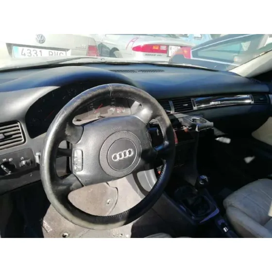 AUDI A6 BERLINA (4B2) '2000 2.5 TDI QUATTRO NEGRO