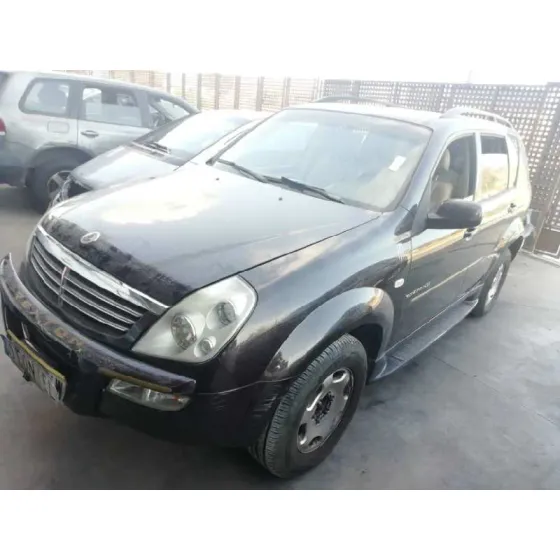SSANGYONG REXTON '2005 2.7 TURBODIESEL CAT NEGRO