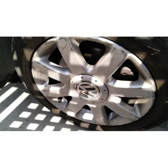 VOLKSWAGEN PASSAT BERLINA (3B3) '2001 COMFORTLINE PLATA