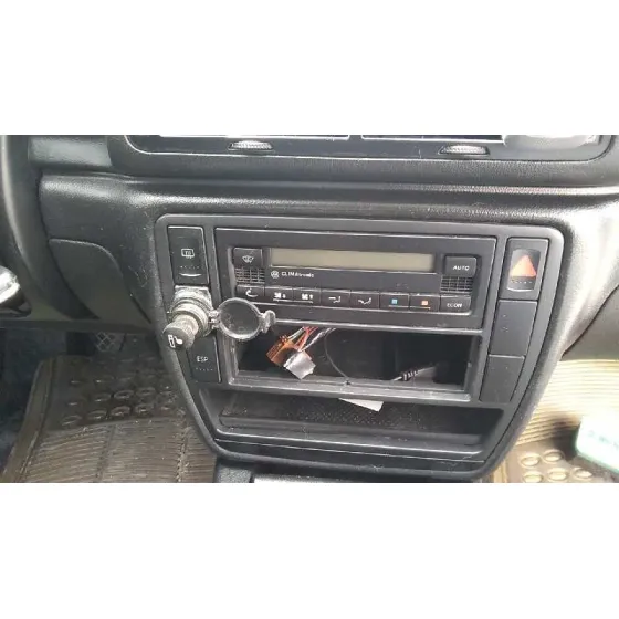VOLKSWAGEN PASSAT BERLINA (3B3) '2001 COMFORTLINE PLATA