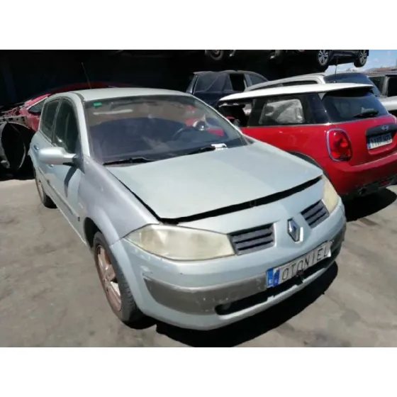 RENAULT MEGANE II BERLINA 5P '2005 1.9 DCI DIESEL GRIS