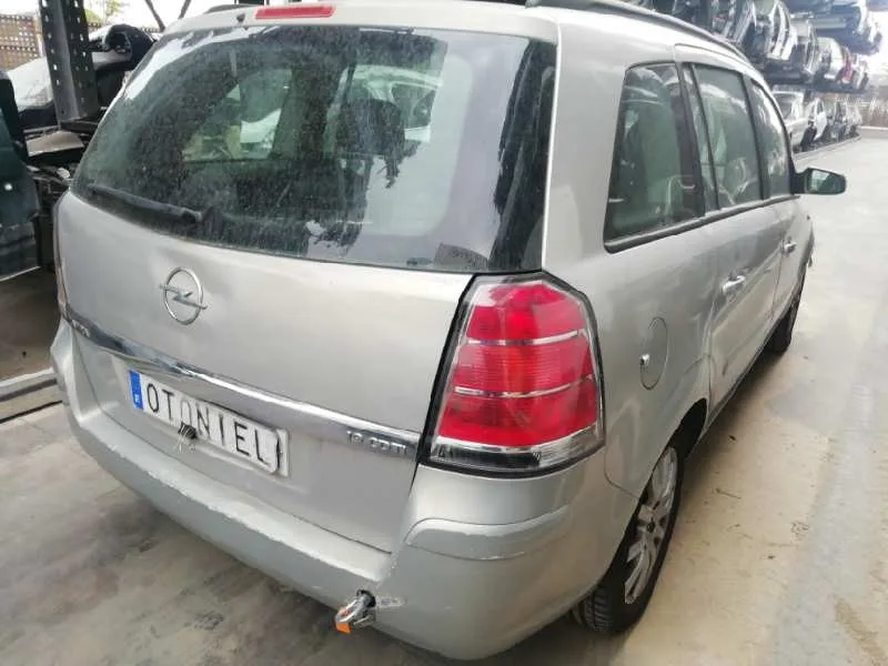 OPEL ZAFIRA B '2006 COSMO GRIS