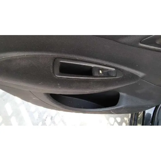 CITROEN C4 BERLINA '2006 COLLECTION NEGRO