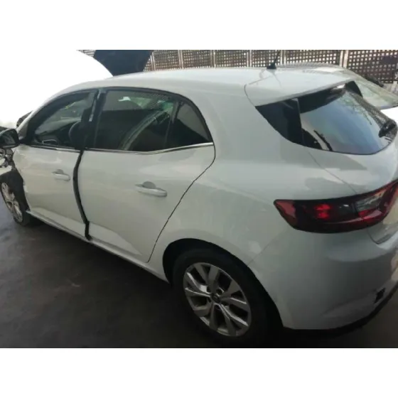 RENAULT MEGANE IV BERLINA 5P '2018 LIMITED BLANCO