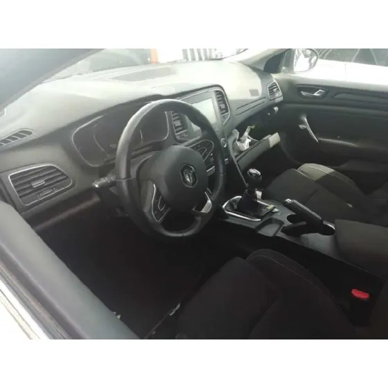RENAULT MEGANE IV BERLINA 5P '2018 LIMITED BLANCO
