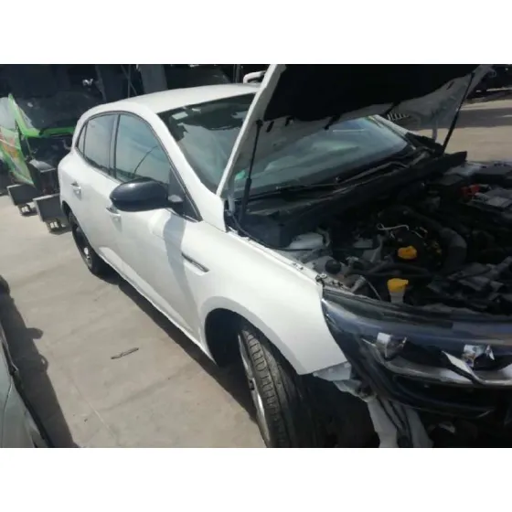 RENAULT MEGANE IV BERLINA 5P '2018 LIMITED BLANCO