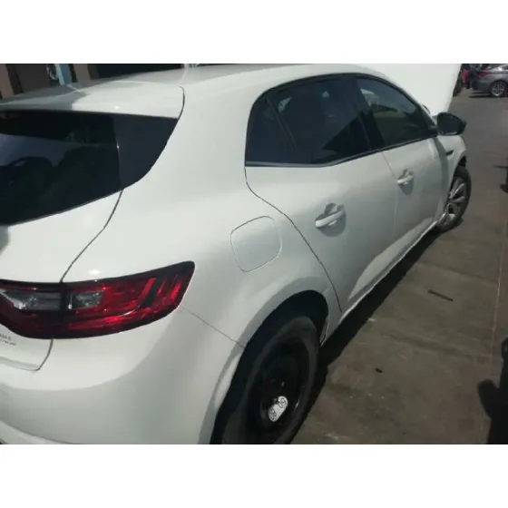 RENAULT MEGANE IV BERLINA 5P '2018 LIMITED BLANCO