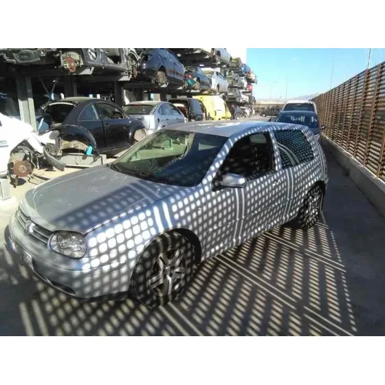 VOLKSWAGEN GOLF IV BERLINA (1J1) '2001 HIGHLINE PLATA