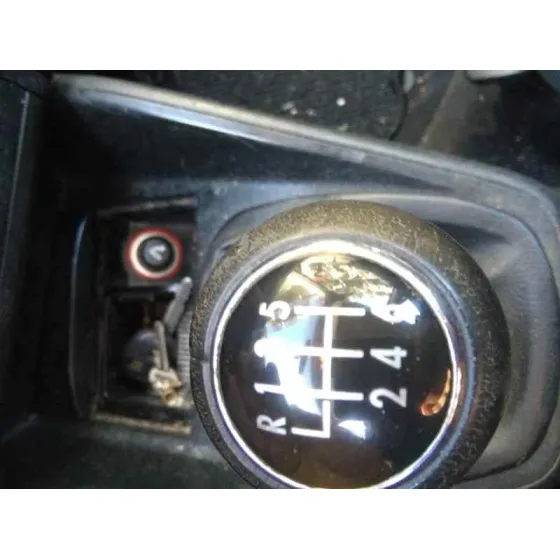 VOLKSWAGEN GOLF IV BERLINA (1J1) '2001 HIGHLINE PLATA