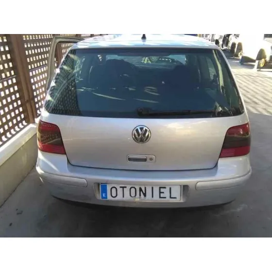 VOLKSWAGEN GOLF IV BERLINA (1J1) '2001 HIGHLINE PLATA