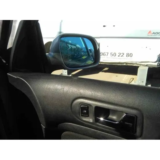VOLKSWAGEN GOLF IV BERLINA (1J1) '2001 HIGHLINE PLATA