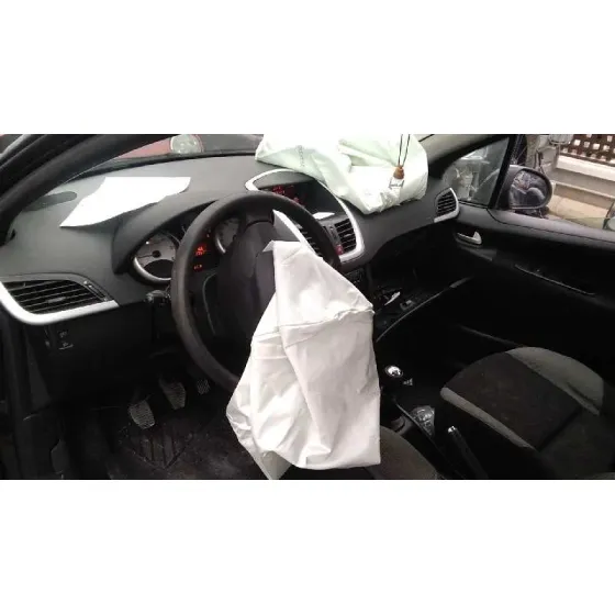 PEUGEOT 207 '2007 CONFORT NEGRO