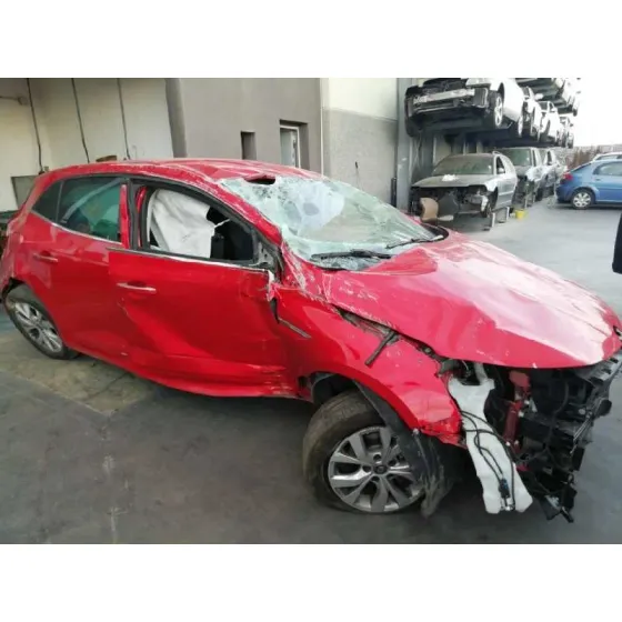 RENAULT MEGANE IV BERLINA 5P '2020 1.3 TCE ROJO