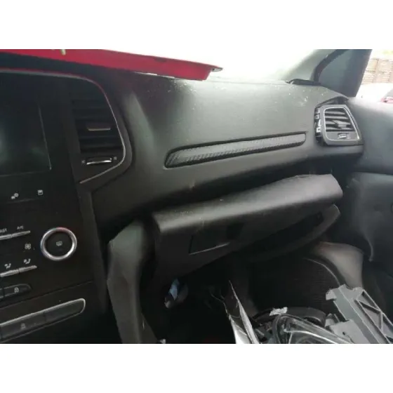 RENAULT MEGANE IV BERLINA 5P '2020 1.3 TCE ROJO