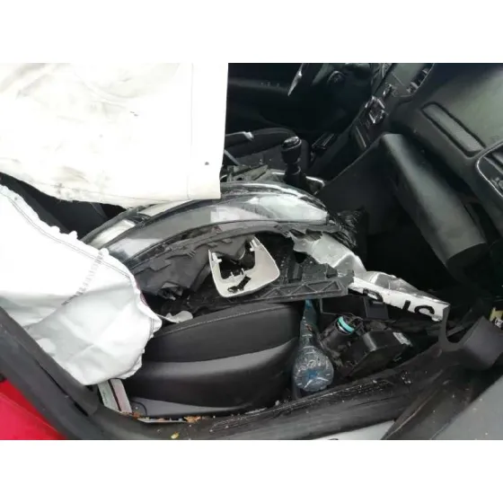 RENAULT MEGANE IV BERLINA 5P '2020 1.3 TCE ROJO