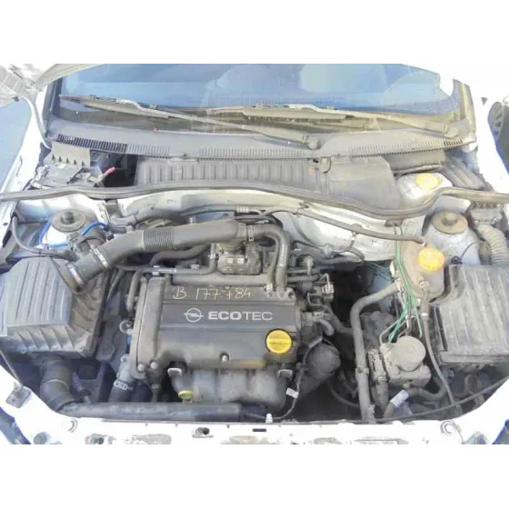 OPEL CORSA C '2004 COSMO BLANCO