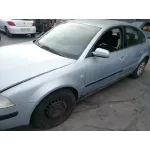 VOLKSWAGEN PASSAT BERLINA (3B3) VOLKSWAGEN PASSAT BERLINA (3B3) '2001 COMFORTLINE GRIS 2000