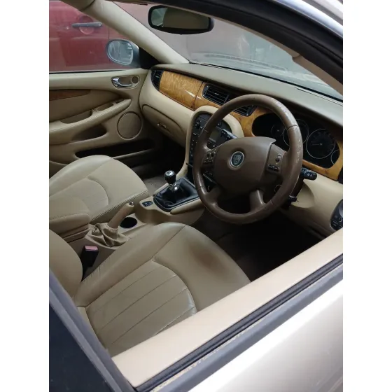 MOTOR 6G MANUAL 5V CVF/KW: 13.30/96