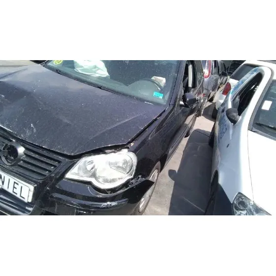 VOLKSWAGEN POLO (9N3) '2006 ADVANCE NEGRO