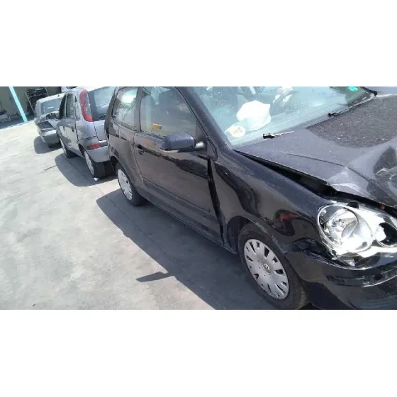 VOLKSWAGEN POLO (9N3) '2006 ADVANCE NEGRO
