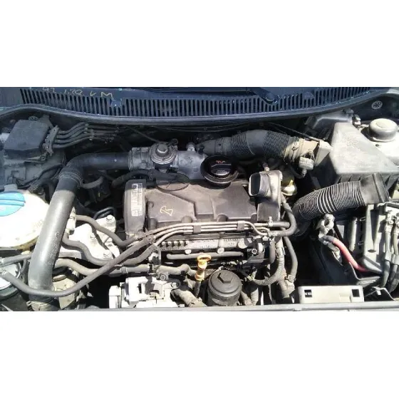 VOLKSWAGEN POLO (9N3) '2006 ADVANCE NEGRO