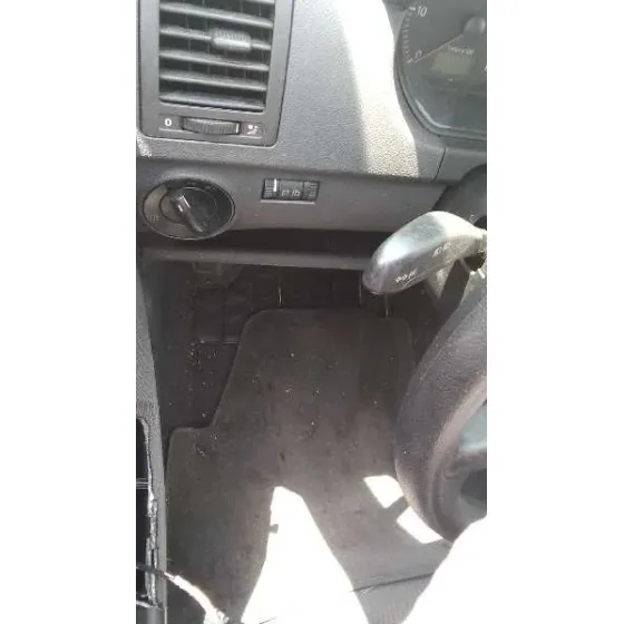 VOLKSWAGEN POLO (9N3) '2006 ADVANCE NEGRO