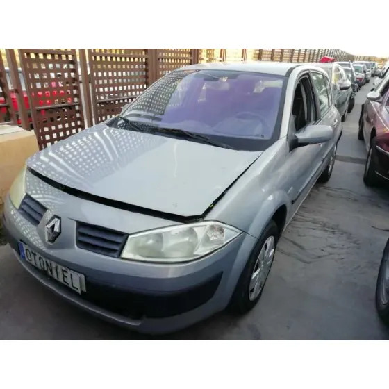 RENAULT MEGANE II BERLINA 5P '2004 1.6 16V GRIS PLATA