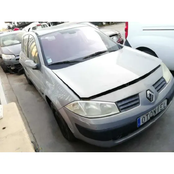 RENAULT MEGANE II BERLINA 5P '2004 1.6 16V GRIS PLATA